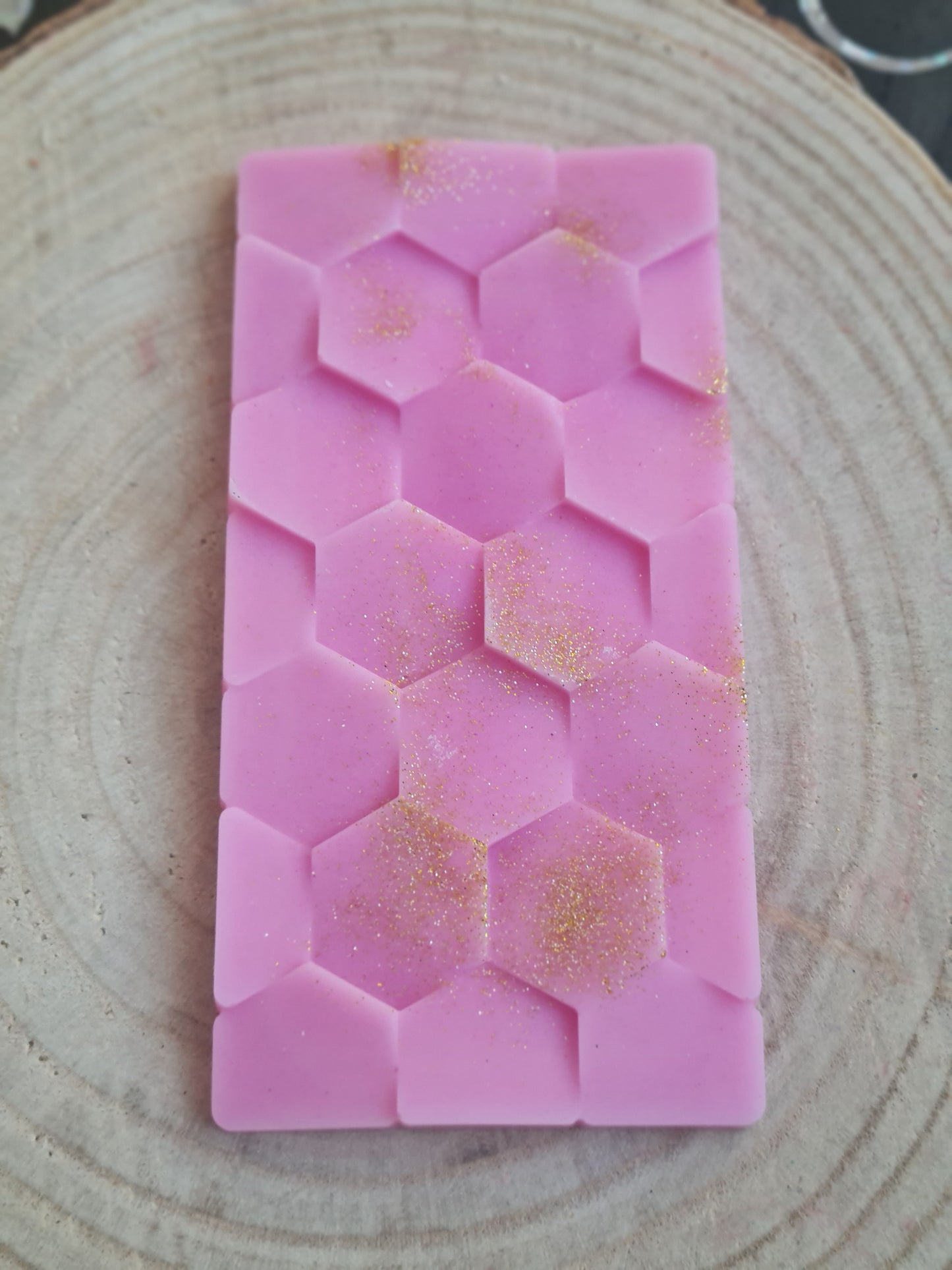 Scented fondant chocolate bar