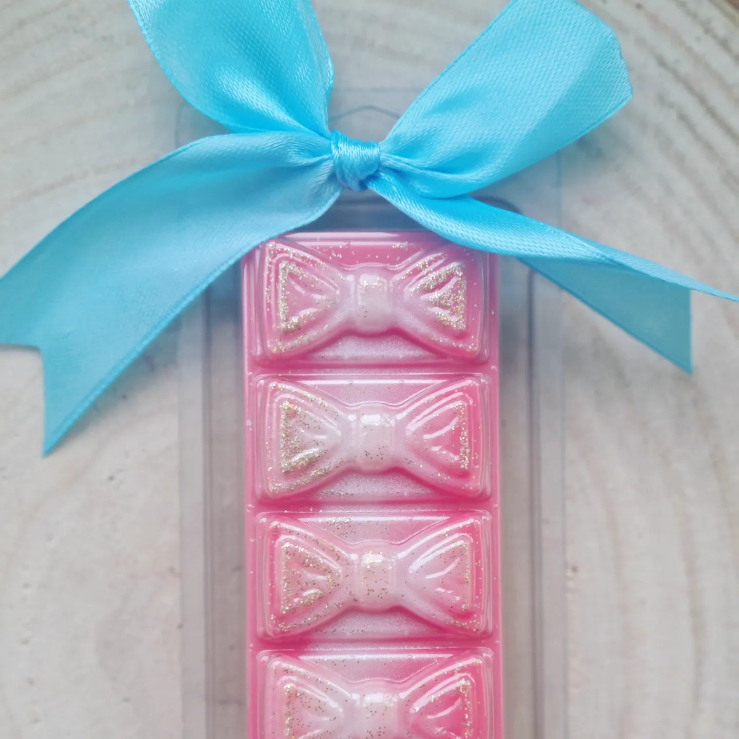 Fondant parfumé-Snap bar noeud